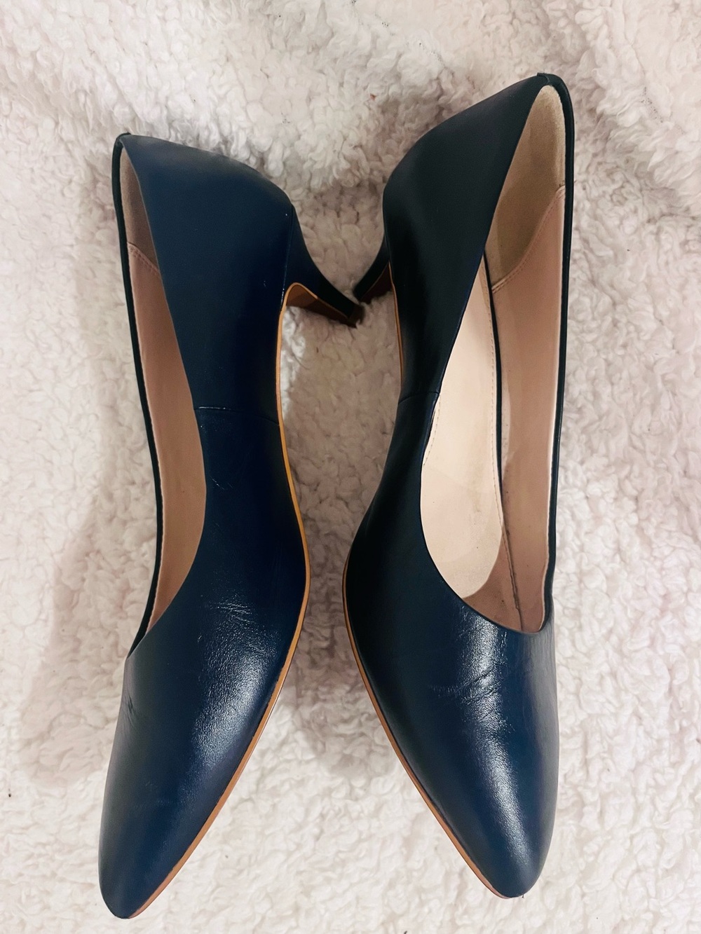 Cole Haan Navy Blue Pointed Toe Kitten Heels Size 7 Leather Classic